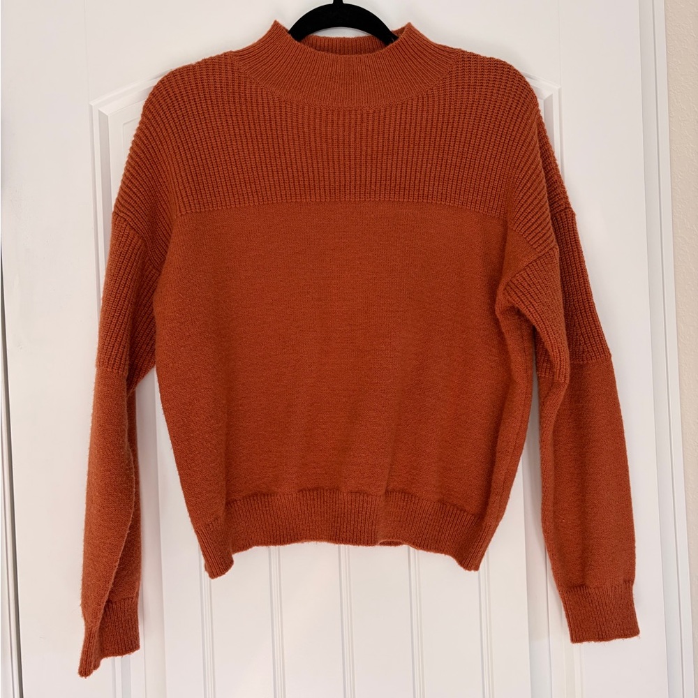 Women's Rust Sweater
